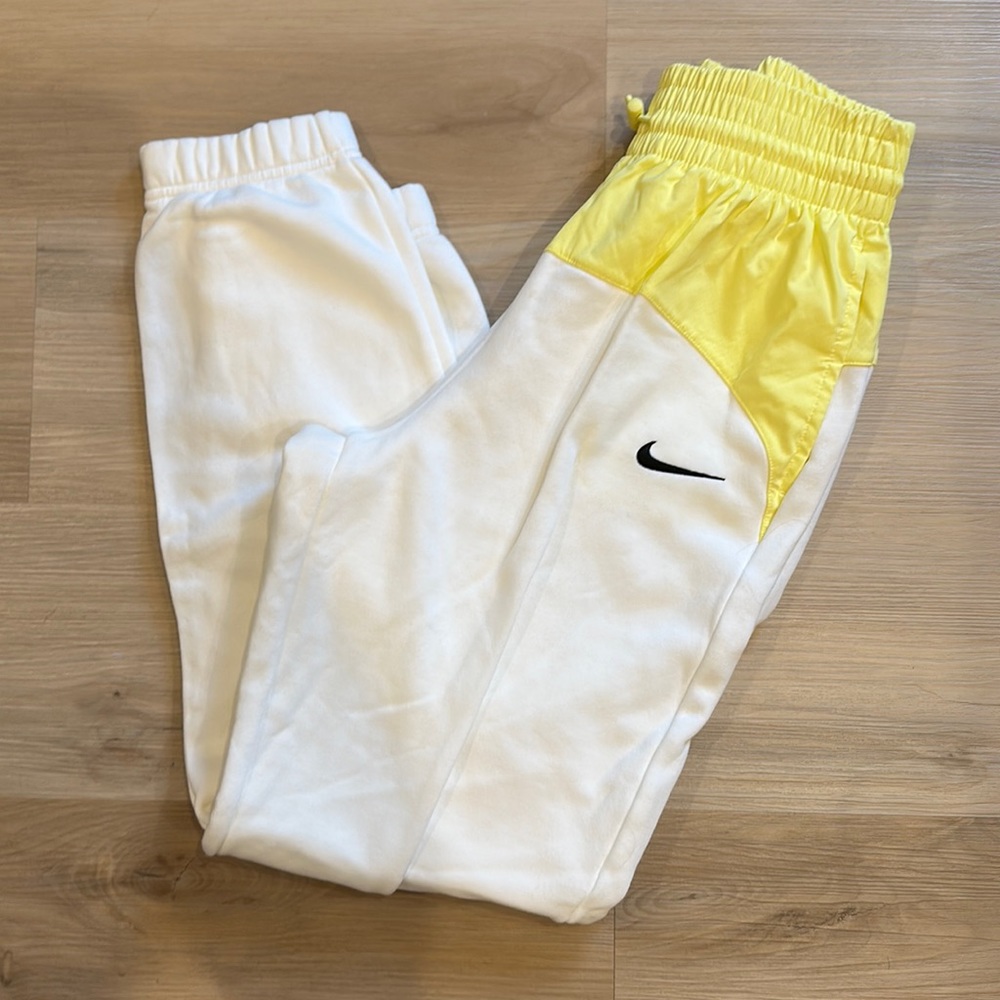 Nike sweatpants